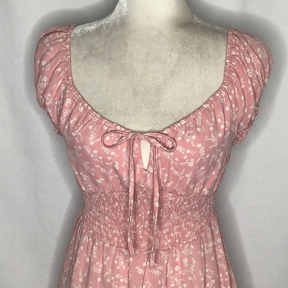Love Tree Smocked Milkmaid Ditsy Floral Dress Size S - Picture 3 of 14